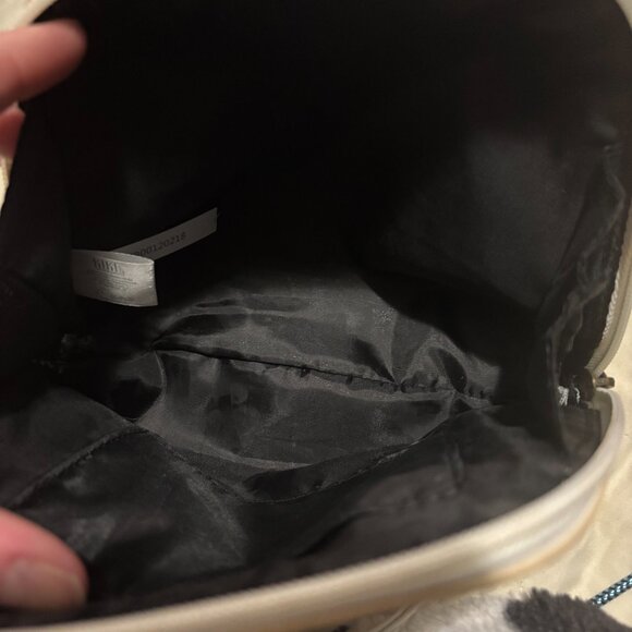 🧹 LOUNGEFLY | Kiki's Delivery Service Jiji & Sweets Crossbody Bag 🎀 - Picture 5 of 5